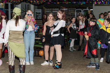 Bild 32 - Jugend Latuff